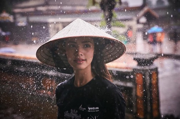 Dàn mỹ nhân, tiểu thư tài phiệt showbiz Thái du lịch Việt Nam: Biến TP.HCM, Đà Nẵng và các địa điểm đẹp như phim - Ảnh 4.