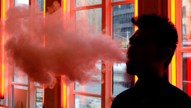 FDA báo cáo 35 trường hợp động kinh liên quan đến thuốc lá điện tử - Ảnh 1.