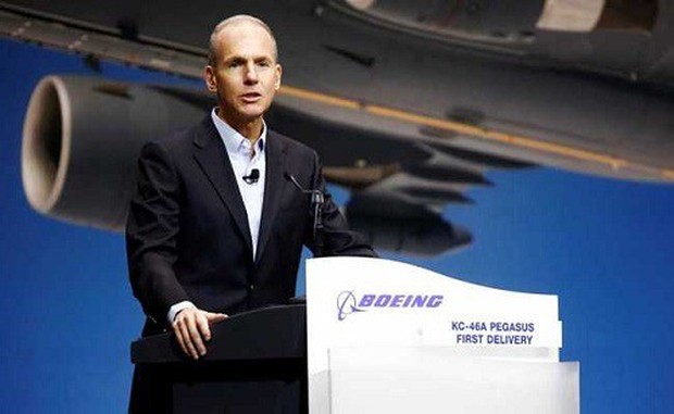 CEO Boeing thừa nhận lỗi phần mềm trong hai vụ tai nạn máy bay 737 MAX - Ảnh 1.