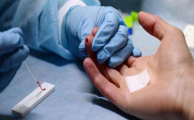 Dân Sài Gòn bất an sau vụ cả chục người bị đâm trên đường phải điều trị phơi nhiễm HIV - Ảnh 1.