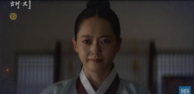 Tưởng làm thái tử sang lắm, ai ngờ Jung Il Woo vẫn hoàn nhọ: Hết người yêu đi làm osin đến bố bị phát lộn thuốc! - Ảnh 4.