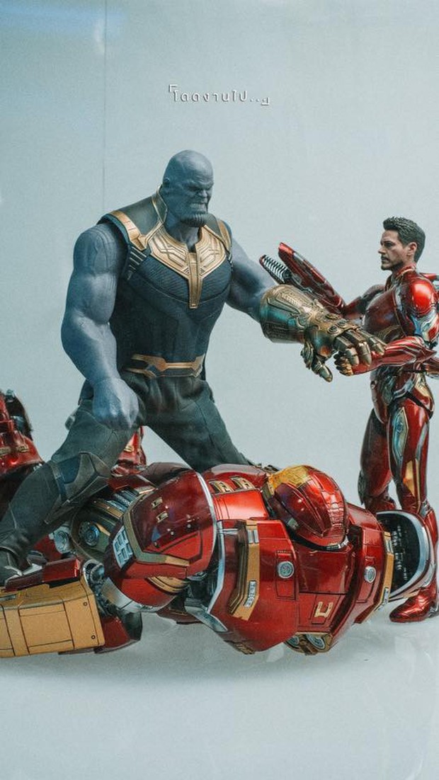 Muôn kiểu fan Marvel: Cuồng đến mức mở hẳn quán cà phê chứa đầy mô hình tiền tỷ! - Ảnh 8.