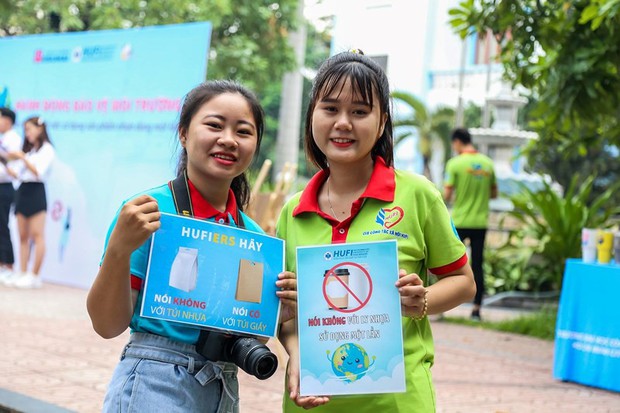 Một trường ĐH tại TP.HCM cấm sinh viên dùng ống hút và ly nhựa - Ảnh 2. Một trường ĐH tại TP.HCM cấm sinh viên dùng ống hút và ly nhựa - Ảnh 2.