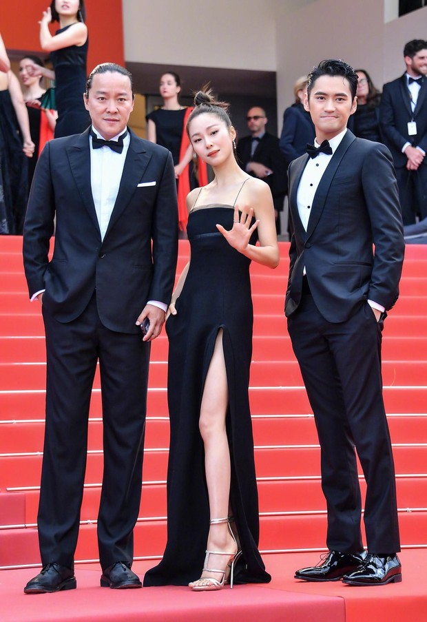 2 mỹ nhân bị đối xử một trời một vực tại Cannes: Cảnh Điềm bị xua đuổi phũ phàng, sao nữ này lại được chào đón - Ảnh 1.