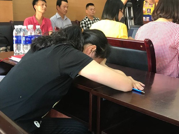 Vụ cô giáo đánh học sinh ở Hải Phòng: Trưởng phòng GD từng gọi là hành vi nho nhỏ - Ảnh 1. Vụ cô giáo đánh học sinh ở Hải Phòng: Trưởng phòng GD từng gọi là hành vi nho nhỏ - Ảnh 1.
