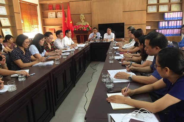 Cô giáo đánh “hội đồng” học sinh: Do áp lực của bệnh thành tích? - Ảnh 1. Cô giáo đánh “hội đồng” học sinh: Do áp lực của bệnh thành tích? - Ảnh 1.