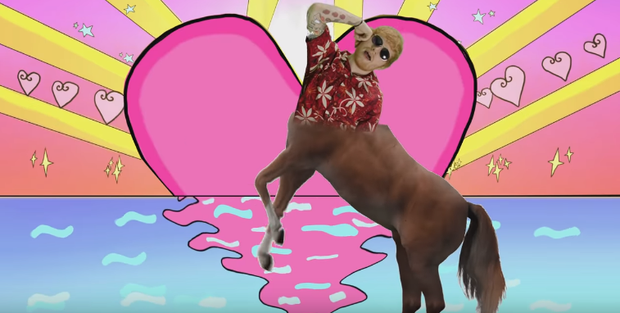 Cùng xem những khoảnh khắc nhí nhố “hiếm có khó tìm” của Justin Bieber và Ed Sheeran trong MV mới đây này! - Ảnh 5.