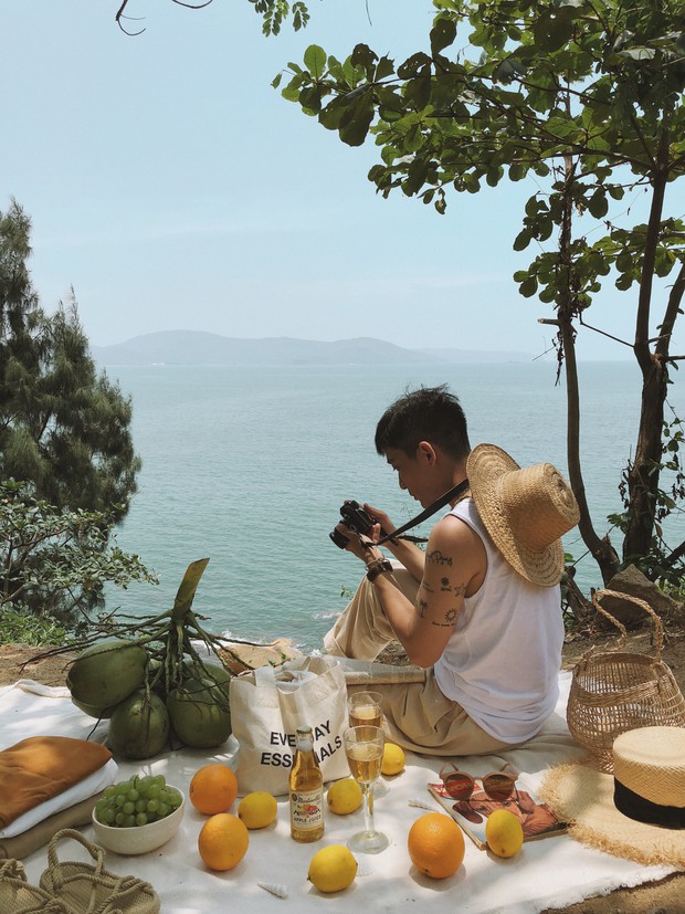 Trai đẹp “tung thính” bằng loạt ảnh check-in cực xịn khiến ai cũng trầm trồ: Thiên đường biển hot nhất hè này chính là Quy Nhơn! - Ảnh 3.