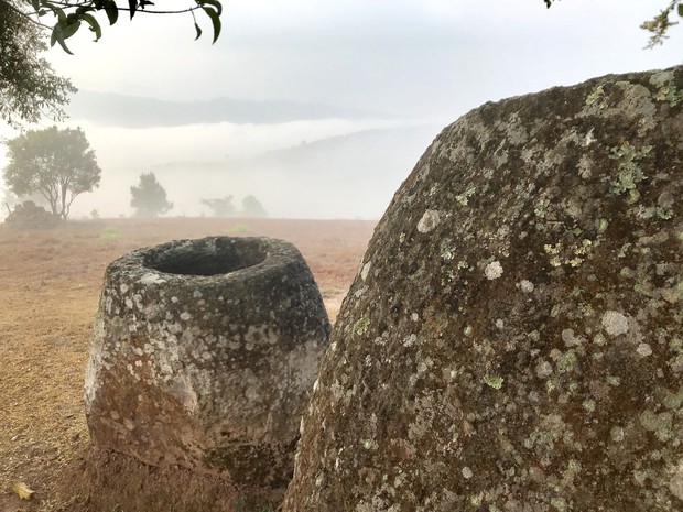 Bí ẩn hàng trăm chiếc chum đá của người chết được tìm thấy tại Lào: 2000 năm chưa có lời giải - Ảnh 3.