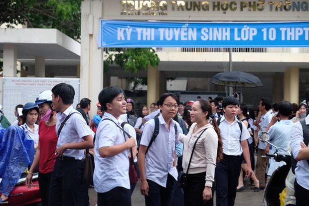 Vụ Đà Nẵng bỏ thi môn ngoại ngữ vào lớp 10: Lộ đường dây học 3 ngày lấy chứng chỉ quốc tế - Ảnh 1. Vụ Đà Nẵng bỏ thi môn ngoại ngữ vào lớp 10: Lộ đường dây học 3 ngày lấy chứng chỉ quốc tế - Ảnh 1.