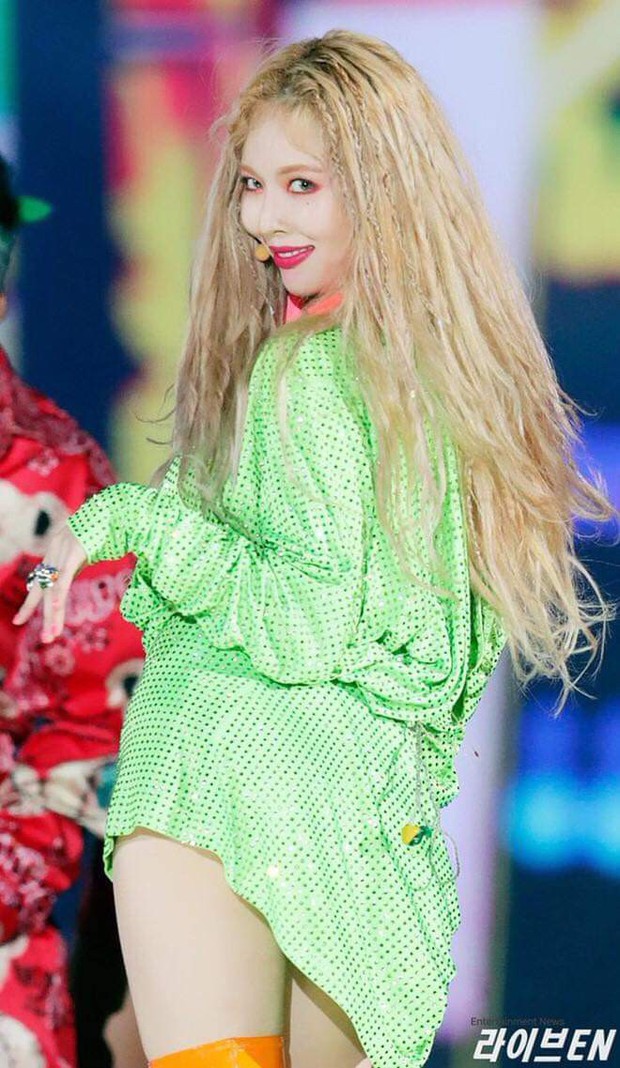 hyuna-15582566128941504450163.jpg