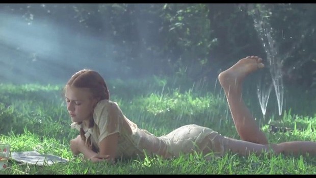 Vụ nữ diễn viên 13 tuổi đóng cảnh nóng phim Vợ Ba gây tranh cãi: Hãy xem Hollywood quy định ra sao? - Ảnh 3.