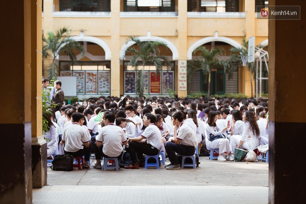 Đẹp đến mức không có chút tỳ vết, cô bạn trường Trưng Vương (TPHCM) chiếm toàn bộ spotlight lễ bế giảng - Ảnh 11. Đẹp đến mức không có chút tỳ vết, cô bạn trường Trưng Vương (TPHCM) chiếm toàn bộ spotlight lễ bế giảng - Ảnh 11.