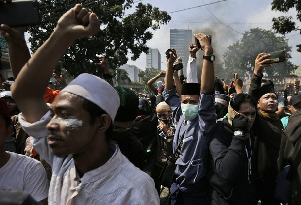 6 người thiệt mạng trong các cuộc biểu tình tại Indonesia - Ảnh 1.