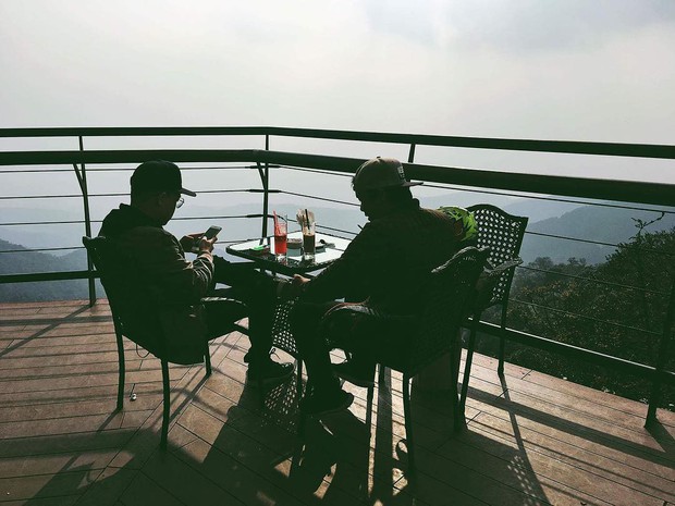 Hoá ra quán cà phê mà Thư và Vũ (Về nhà đi con) hẹn hò ở Tam Đảo chính là nơi check in sống ảo quen thuộc của giới trẻ - Ảnh 10.