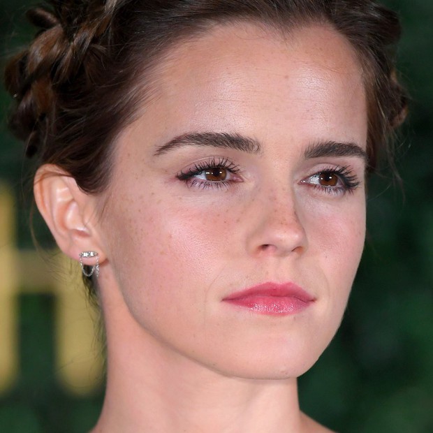 Emma Watson's journey of beauty decline after 18 years: Who would have thought the most beautiful flower in England would fade so quickly - Photo 16.