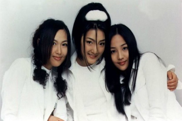 Ngắm lại kiểu tóc của 10 idol Hàn “hot hit” thập niên 90, netizen mới thở phào: May mà thời đó đã qua - Ảnh 10.