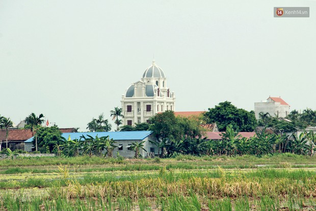 Về làng tỷ phú Nam Định chiêm ngưỡng những tòa lâu đài nguy nga tráng lệ theo phong cách Châu Âu - Ảnh 14.