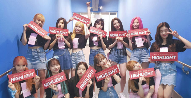 IZ*ONE đối đầu TWICE ở Nhật qua MV hát bằng 4 thứ tiếng, Wonyoung lên hình nhiều dù mất vị trí center - Ảnh 3.