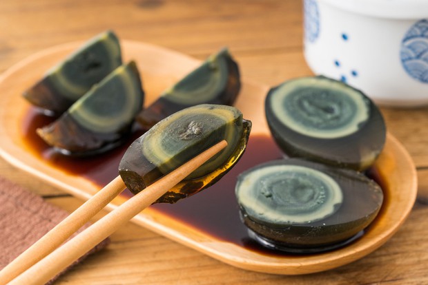 Bi hài món trứng đặc sản của người châu Á bị cảnh sát tịch thu ở Ý và sự phẫn nộ của cư dân mạng - Ảnh 1.