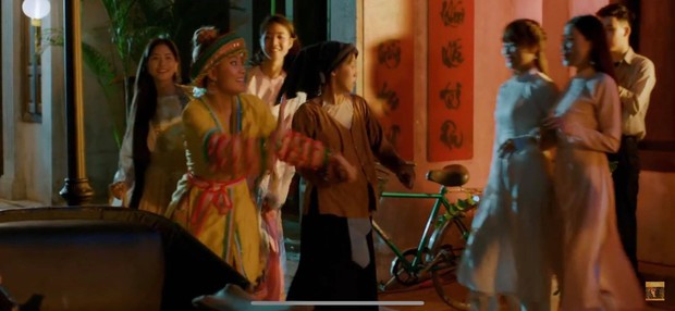Gần 1 triệu sĩ tử thi Đại học năm nay đang đua nhau share MV mới của Hoàng Thuỳ Linh chỉ vì lý do này - Ảnh 8.