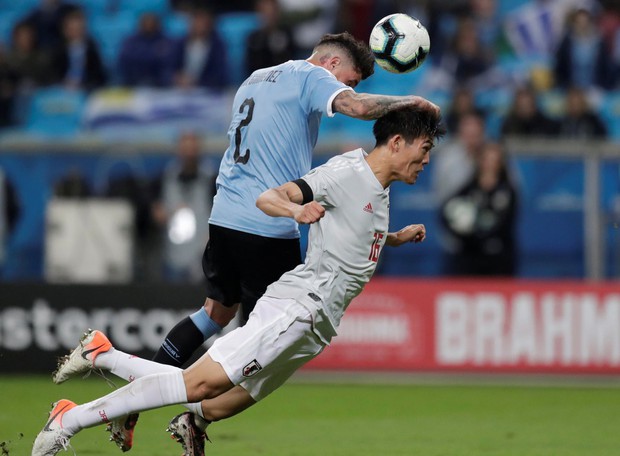 VAR giúp đội bóng giữ kỷ lục vô địch Nam Mỹ tránh khỏi thất bại muối mặt trước tuyển Nhật Bản - Ảnh 9.