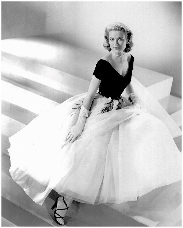 Cuộc đời ly kỳ của Grace Kelly: Tiểu thư triệu phú bỏ tượng vàng Oscar để thành Công nương hoàng gia và cái chết bí ẩn - Ảnh 3.