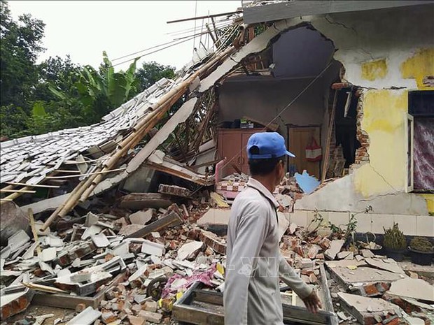 Động đất cường độ 6,1 tại Indonesia - Ảnh 1.