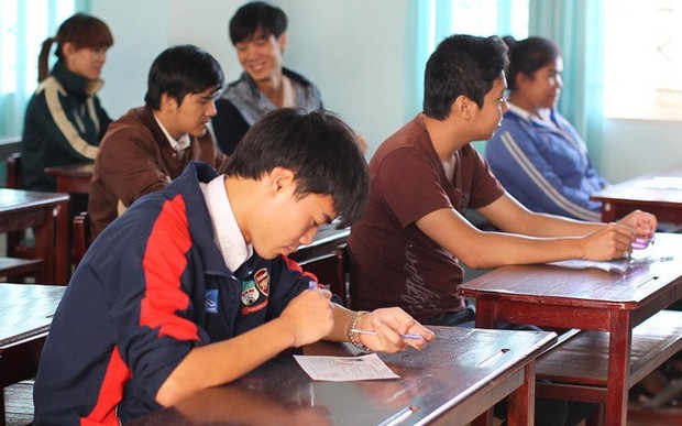 Lộ bảng điểm thi tốt nghiệp của dàn cầu thủ tuyển Việt Nam: Hồng Duy Pinky đội sổ nhưng người học giỏi nhất mới gây bất ngờ - Ảnh 2.