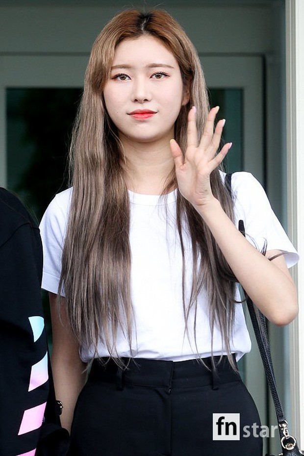 Nữ diễn viên bỗng lấn át IZ*ONE và Momoland: Mỹ nhân đẹp nền nã trên cơ dàn idol nữ thế hệ mới toàn gái xinh? - Ảnh 20.