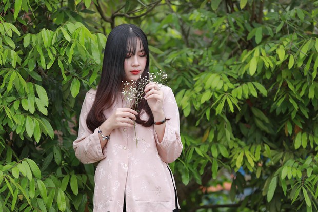 Thủ khoa khối C cực xinh xắn của tỉnh Quảng Ninh: Trước ngày thi 3 ngày mới học nhiều, chỉ cần tập trung nghe giảng trên lớp là được - Ảnh 4.
