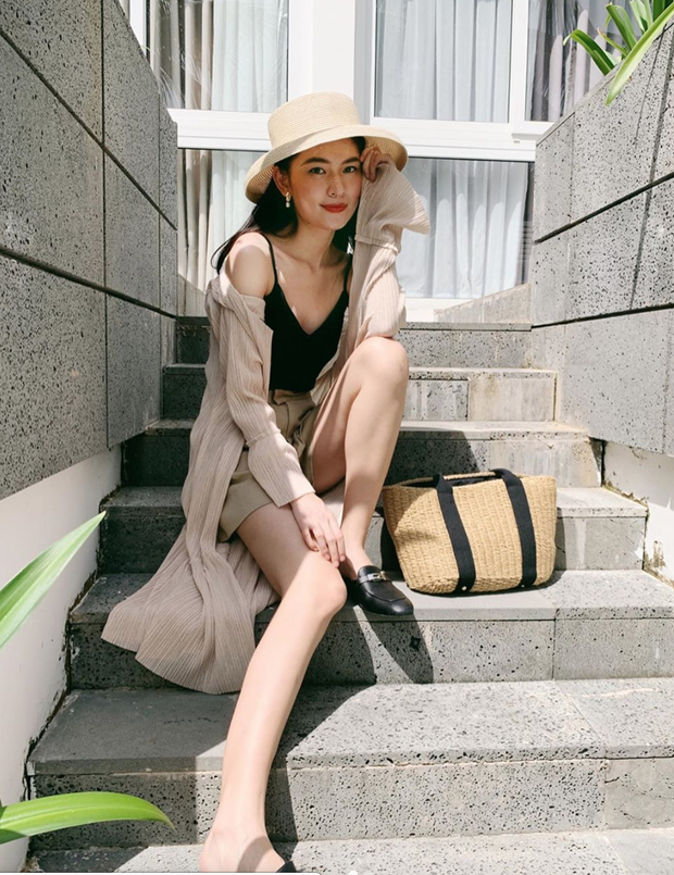 Đăng ảnh tình tứ kỷ niệm 500 ngày yêu, lần này Á hậu Thùy Dung có còn tiết lộ diện mạo bạn trai? - Ảnh 3.