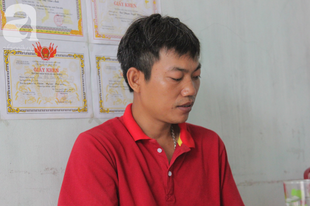 Vợ mất vì ung thư, ông bố trẻ gà trống một mình chạy vạy lo cơm ngày 3 bữa cho 5 đứa con thơ dại - Ảnh 4.