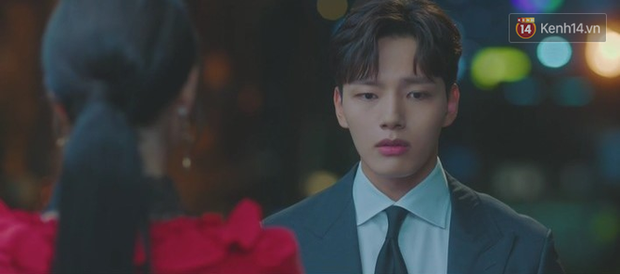 Sợ IU phải trả nghiệp hóa nồi canh gà, Yeo Jin Goo hết mình giúp sếp tích đức trong tập 6 Hotel Del Luna - Ảnh 3.