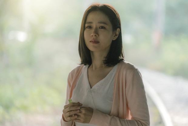 5 phim phải rủ ngay đứa bạn thân cùng cày vào ngày mưa rả rích, đảm bảo sẽ thích! - Ảnh 10. 5 phim phải rủ ngay đứa bạn thân cùng cày vào ngày mưa rả rích, đảm bảo sẽ thích! - Ảnh 10.