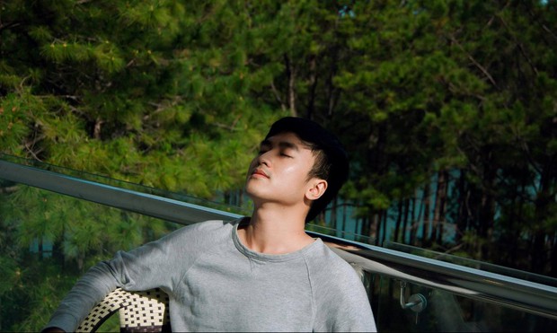 Xuất hiện chàng trai giống hệt Giang Thần, là cử nhân Y Đa khoa của ĐH Y dược TP.HCM khiến fangirl xếp hàng xin được... bệnh - Ảnh 15.