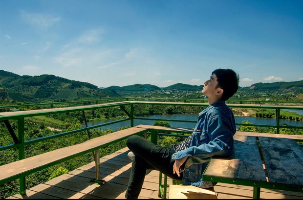 Xuất hiện chàng trai giống hệt Giang Thần, là cử nhân Y Đa khoa của ĐH Y dược TP.HCM khiến fangirl xếp hàng xin được... bệnh - Ảnh 17.