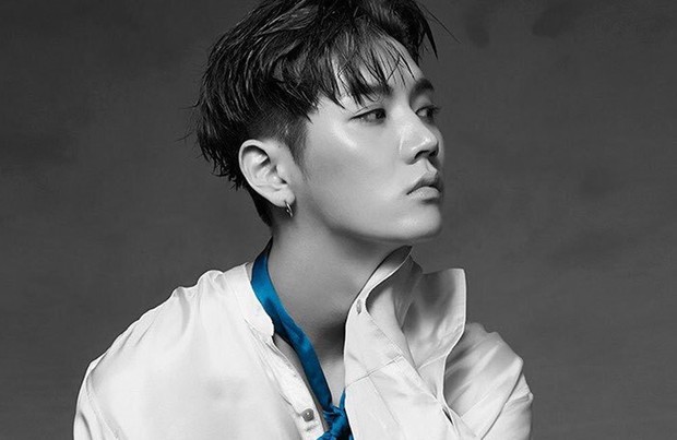 10 nam idol mặt đẹp đến mức được gọi là tượng tạc sống: Quá nhiều trai đẹp SM, nhưng mỹ nam BTS ấn tượng nhất - Ảnh 16.