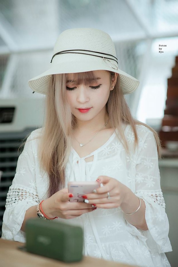 Từ MisThy đến Thảo Nari rồi mỹ nữ 1m77, đây là những nữ streamer mà fan Liên Quân phải theo dõi mỗi ngày! - Ảnh 12.