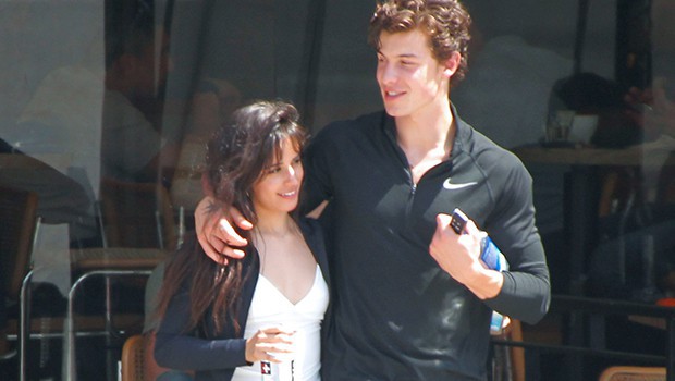 Lộ bằng chứng loạt khoảnh khắc tình-bể-bình của Shawn Mendes và Camila Cabello chỉ là chiêu trò PR cho Senorita? - Ảnh 1. Lộ bằng chứng loạt khoảnh khắc tình-bể-bình của Shawn Mendes và Camila Cabello chỉ là chiêu trò PR cho Senorita? - Ảnh 1.