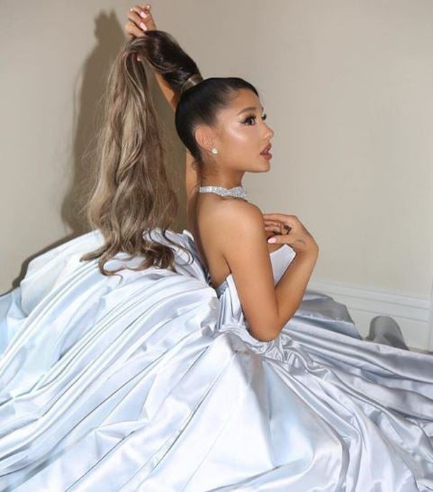 Nữ hoàng yêu sách Ariana Grande: fan chờ đến nửa đêm vẫn hủy show không lý do, cạch mặt cả Grammy vì không vừa ý - Ảnh 7. Nữ hoàng yêu sách Ariana Grande: fan chờ đến nửa đêm vẫn hủy show không lý do, cạch mặt cả Grammy vì không vừa ý - Ảnh 7.