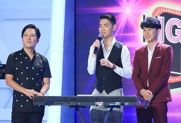 Lật nhanh hơn bánh tráng chính là chương trình Người bí ẩn: Hôm qua khẳng định Jack yêu cầu gỡ clip nay lại chuyển thành lỗi kỹ thuật - Ảnh 1. Lật nhanh hơn bánh tráng chính là chương trình Người bí ẩn: Hôm qua khẳng định Jack yêu cầu gỡ clip nay lại chuyển thành lỗi kỹ thuật - Ảnh 1.