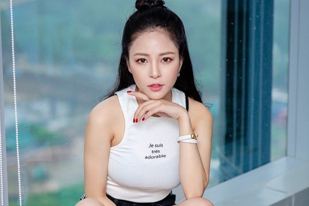 Đâu chỉ Jack Sóng gió mới bị tố thái độ chảnh choẹ như sao hạng A, nhiều hot girl Việt cũng từng như vậy - Ảnh 2. Đâu chỉ Jack Sóng gió mới bị tố thái độ chảnh choẹ như sao hạng A, nhiều hot girl Việt cũng từng như vậy - Ảnh 2.
