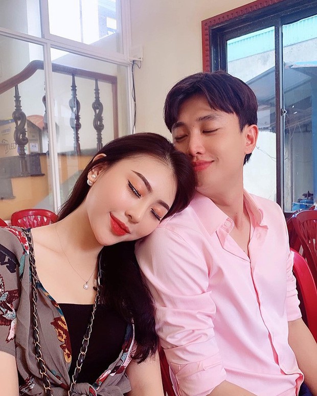 Cười nín thở với 3 pha gáy sớm của tiểu tam 2s trong Về Nhà Đi Con - Ảnh 6. Cười nín thở với 3 pha gáy sớm của tiểu tam 2s trong Về Nhà Đi Con - Ảnh 6.