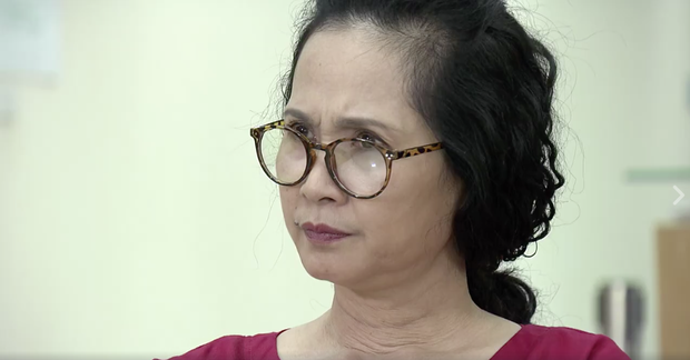 3 cái tên vàng của làng “trong nhà ngoài ngõ”: Bà tám cỡ Cô Xuyến (Về Nhà Đi Con) vẫn chưa phải trùm cuối? - Ảnh 6. 3 cái tên vàng của làng “trong nhà ngoài ngõ”: Bà tám cỡ Cô Xuyến (Về Nhà Đi Con) vẫn chưa phải trùm cuối? - Ảnh 6.