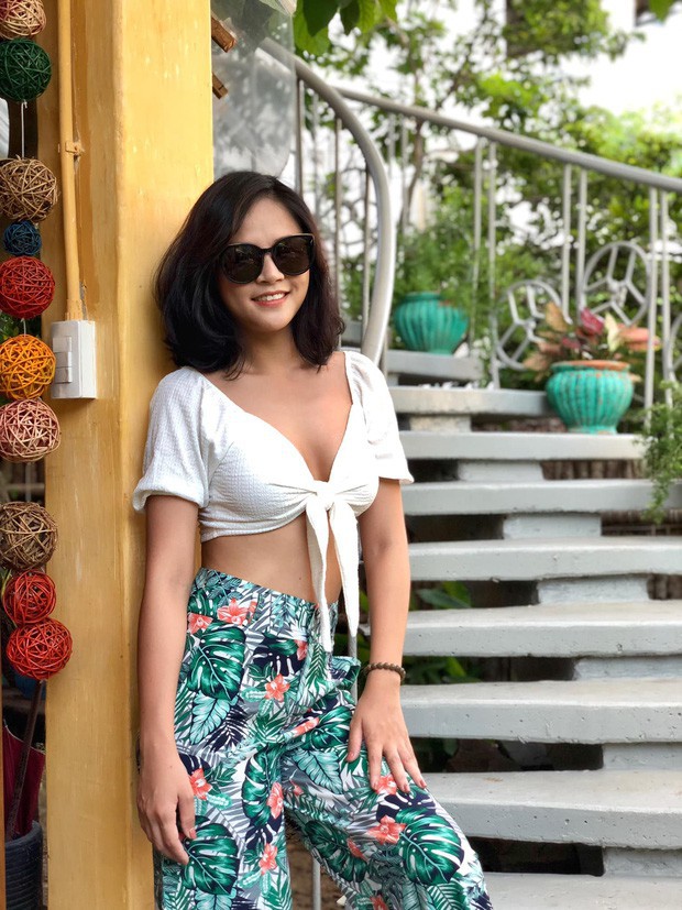 Sau khi tiết lộ có tình mới hậu ly hôn, Thu Quỳnh đăng status đầy chiêm nghiệm: Phụ nữ kiêu ngạo vẫn sẽ đổ rạp vào vòng tay quân tử chân thành - Ảnh 4. Sau khi tiết lộ có tình mới hậu ly hôn, Thu Quỳnh đăng status đầy chiêm nghiệm: Phụ nữ kiêu ngạo vẫn sẽ đổ rạp vào vòng tay quân tử chân thành - Ảnh 4.