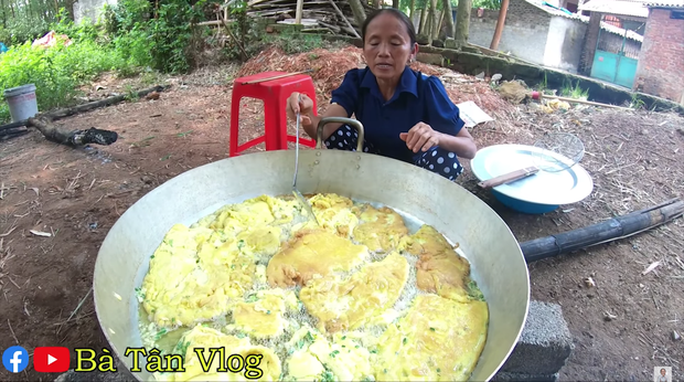 Mang Trứng đà điểu Làm Nhân Bánh Mì Bà Tân Vlog Phải Dùng Hẳn Dao Phay