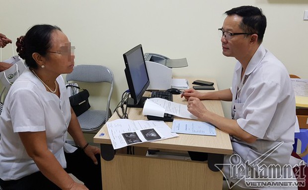 BV Việt Đức cảnh báo, nhiều người phải cắt thận vì lười uống nước - Ảnh 1. BV Việt Đức cảnh báo, nhiều người phải cắt thận vì lười uống nước - Ảnh 1.