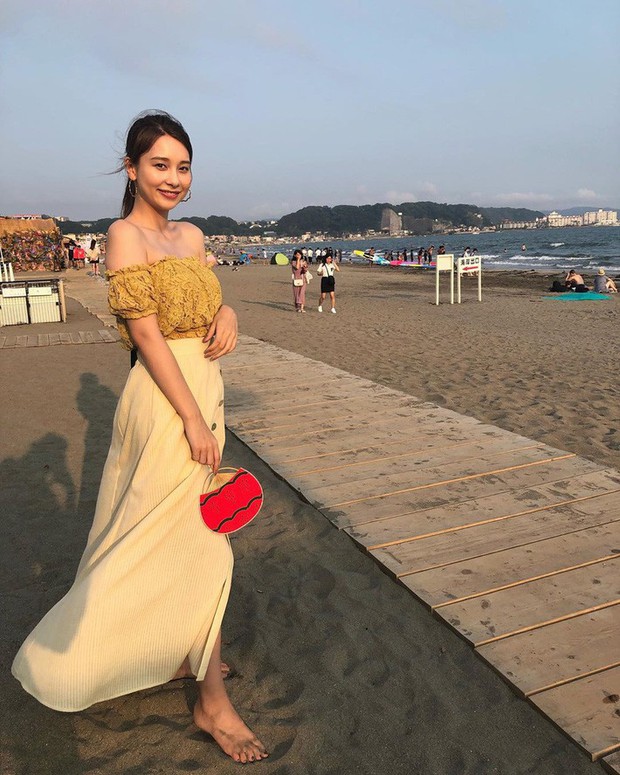 Street style châu Á: Sơ mi chiếm ưu thế toàn tập vì đơn giản lại dễ mặc đẹp - Ảnh 13. Street style châu Á: Sơ mi chiếm ưu thế toàn tập vì đơn giản lại dễ mặc đẹp - Ảnh 13.