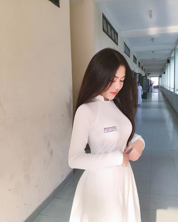 Đang học cấp 3 mà chưa ngắm loạt girl xinh này thì uổng quá: Nhìn người ta mặc áo dài nè, toàn cực phẩm không đó! - Ảnh 23. Đang học cấp 3 mà chưa ngắm loạt girl xinh này thì uổng quá: Nhìn người ta mặc áo dài nè, toàn cực phẩm không đó! - Ảnh 23.